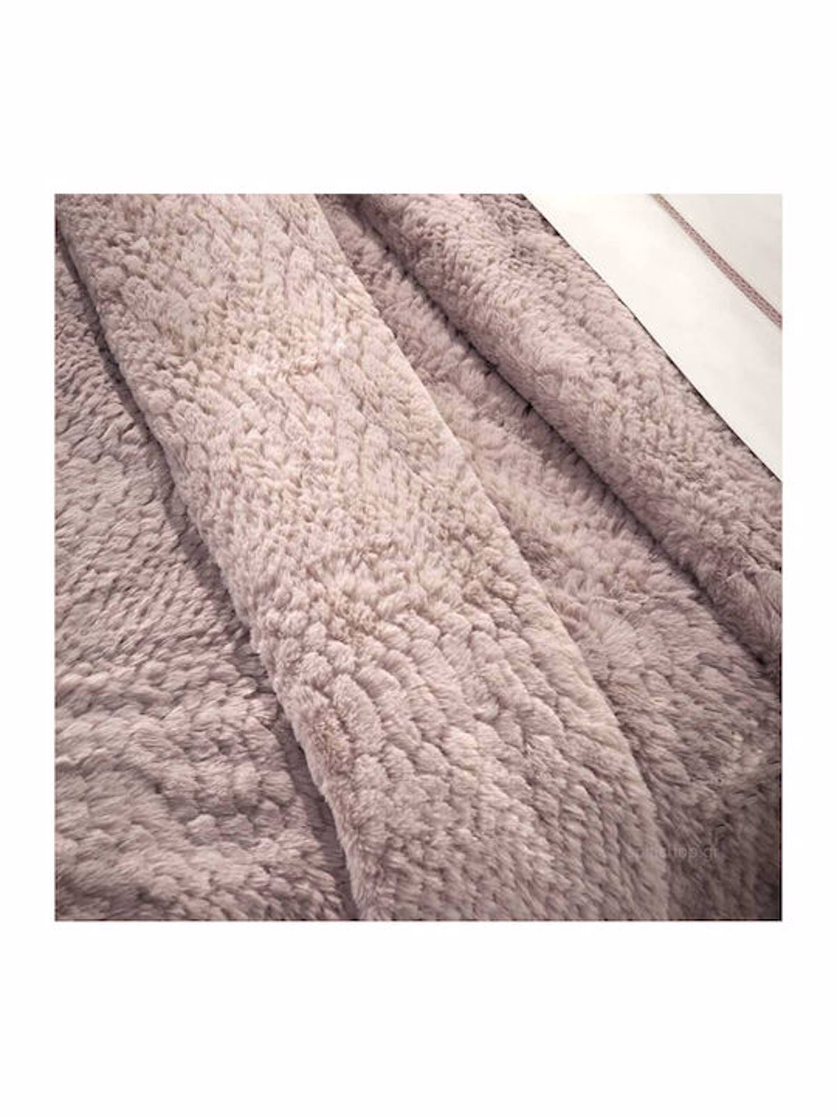Guy Laroche Gunini kouberta Crusty Old Pink 220x240 1113086219005